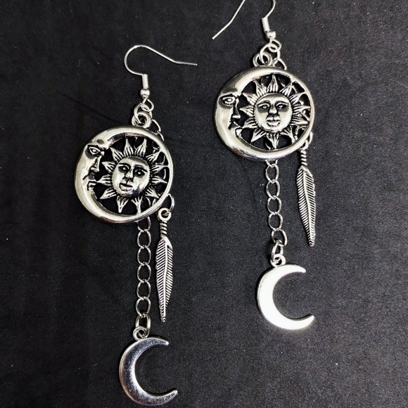 Handmade Silver Dangle Boho Celestial Sun and Moon Feather Chain Earrings - Picture 2 of 7